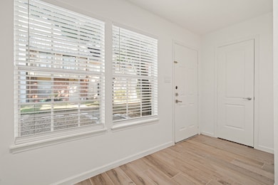 1257 Witte Rd unit 16, Houston, TX 77055 - photo 4