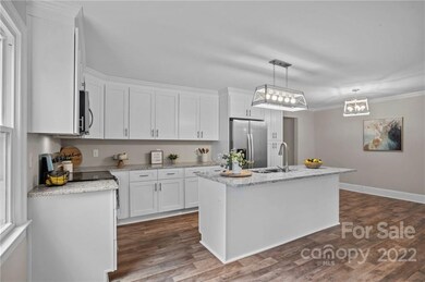 660 Spring St SW, Concord, NC 28025 - photo 7