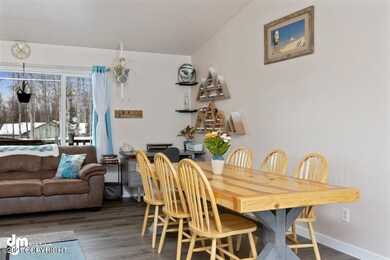 05-Living Room-ELKO5579