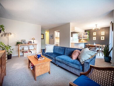 26 Twin Oaks Terrace unit 26, South Burlington, VT 05403 - photo 4