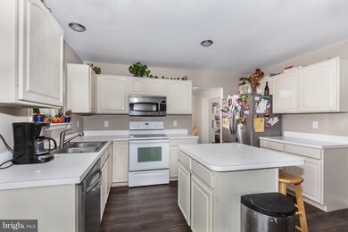 539 Trevanion Terrace, Taneytown, MD 21787 - photo 2