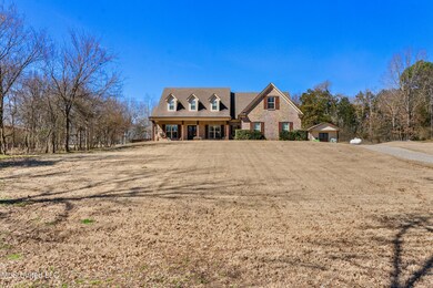 4691 treadway rd-exterior-01