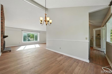 1261 Mautenne Dr, Ballwin, MO 63021 - photo 7