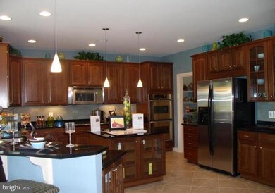 7298 Flaxpool Ct, Hanover, MD 21076 - photo 5