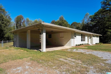 9389 Central Rd, Warrior, AL 35180 - photo 2