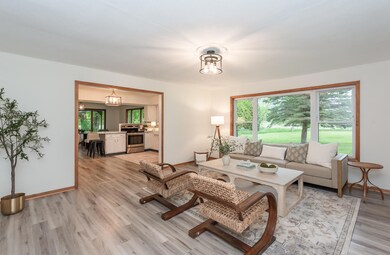 3_Living Room-1(15)