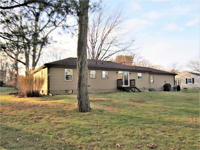  Architectural Roof Shingles & Nice Yard!