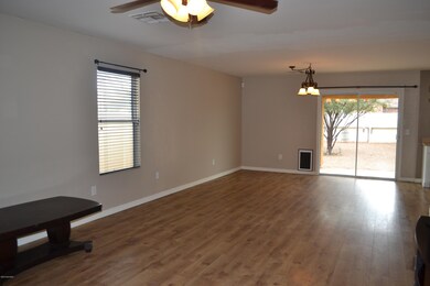 Living Room 0047