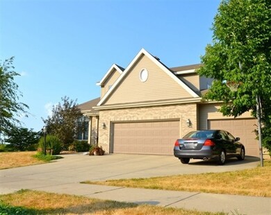 815 Liliana Terrace, Oregon, WI 53575 - photo 2