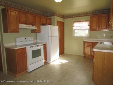 1015 Cooper Ave, Lansing, MI 48910 - photo 6