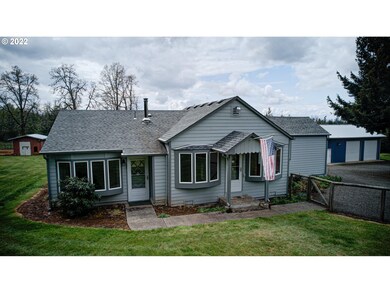 36961 S Sawtell Rd, Molalla, OR 97038 - photo 2