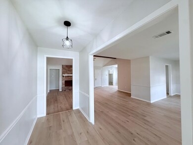 11310 Sagewind Dr, Houston, TX 77089 - photo 6