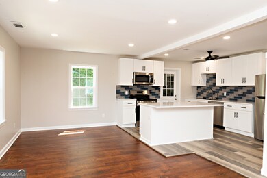 127 Holly St NE, Social Circle, GA 30025 - photo 5