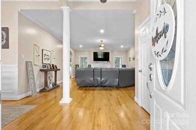 233 Seven Springs Loop unit 20, Statesville, NC 28625 - photo 2