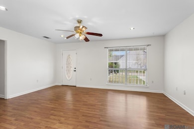 7808 Bayou Fountain Ave, Baton Rouge, LA 70820 - photo 2