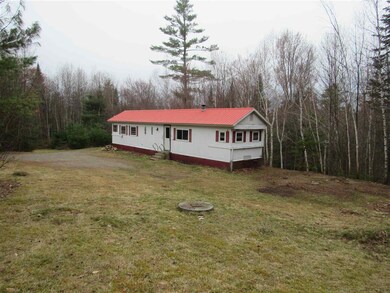 2300 Broomstick Hill Rd, Littleton, NH 03561 - photo 6