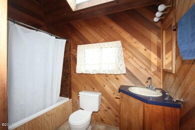 Unit 1 Floor Bathroom