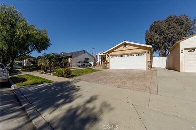 2749 Yearling St, Lakewood, CA 90712 - photo 2