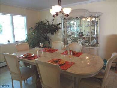 16 River Ln, Levittown, PA 19055 - photo 3