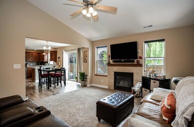 3151 SW Juniper Ave, Redmond, OR 97756 - photo 6