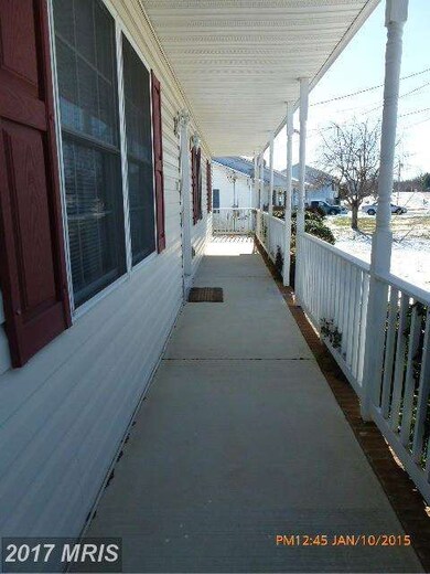 220 Libby Ann Dr, Bunker Hill, WV 25413 - photo 2