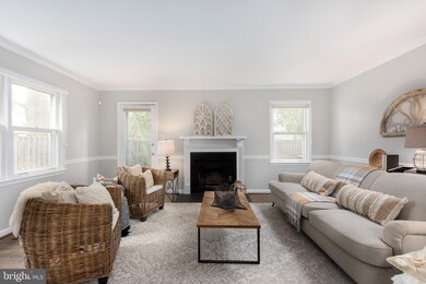 107 E Howell Ave, Alexandria, VA 22301 - photo 3