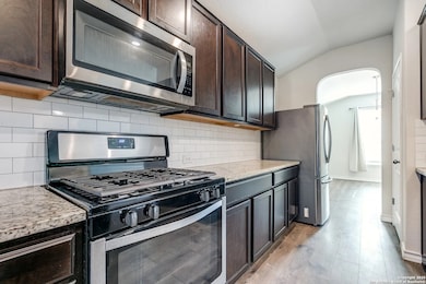 4819 Forward Swing, San Antonio, TX 78261 - photo 3