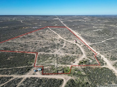 1512 776 Powerline Rd, Coms, TX 78837 - photo 3