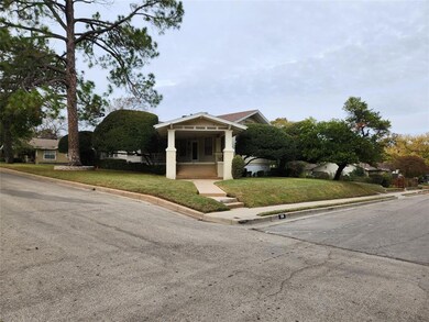 508 S Alamo St, Weatherford, TX 76086 - photo 2