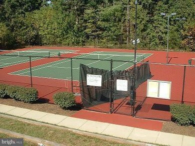 8060 Pennington Dr, Laurel, MD 20724 - photo 7