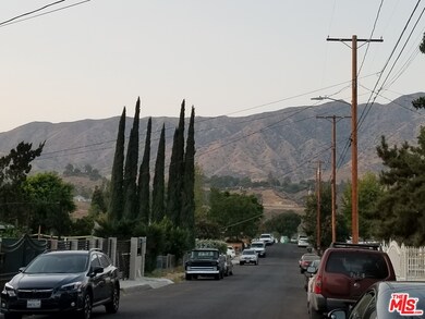street scene and view
