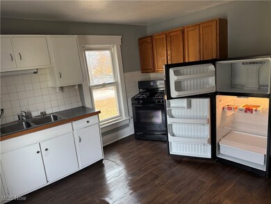 699 W Exchange St unit UP, Akron, OH 44302 - photo 2