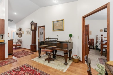 332 Leyland Park Dr unit 22B, Wilmington, OH 45177 - photo 7