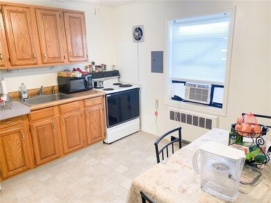 2056 Westfield Terrace unit 2, Bethlehem, PA 18017 - photo 5
