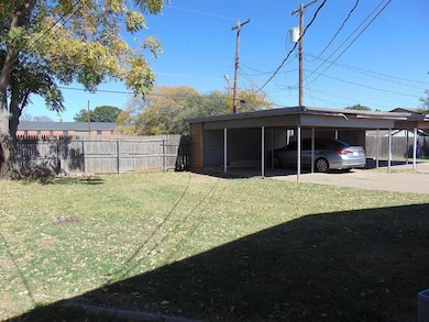 2414 46th St unit A, Lubbock, TX 79412 - photo 2