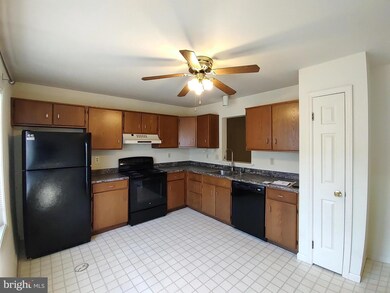 60-4 Mint Tier, Reading, PA 19606 - photo 3