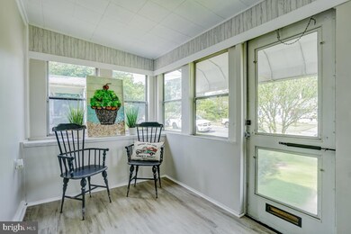 322 Willow Ave, Frederick, MD 21701 - photo 4