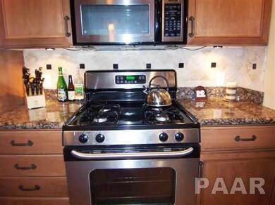 4610 N Weaverridge Blvd, Peoria, IL 61615 - photo 4