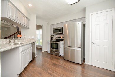 9400 Doliver Dr unit 27, Houston, TX 77063 - photo 6