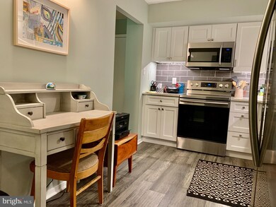 19 Rock Hill Rd unit 6B, Bala Cynwyd, PA 19004 - photo 4