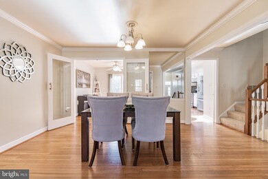 6895 Mclean Province Cir, Falls Church, VA 22043 - photo 7