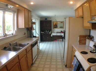 20880 Westview Dr, Bend, OR 97702 - photo 2