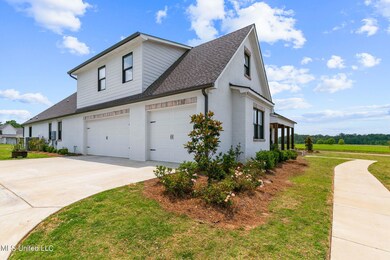 7-web-or-mls-922 Mulberry-7