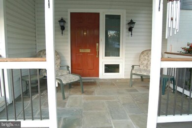 14007 London Ln, Rockville, MD 20853 - photo 2