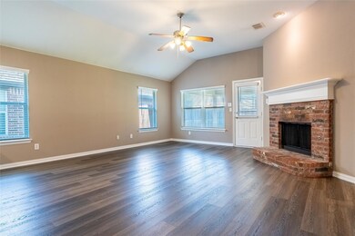 316 Highland Meadows Dr, Wylie, TX 75098 - photo 2