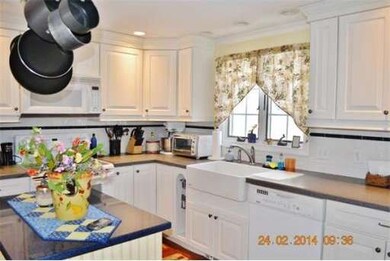 113 Knight St, Milford, NH 03055 - photo 4