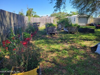 8812 Townsquare Ct, Jacksonville, FL 32216 - photo 4