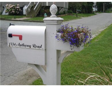 1334 Anthony Rd, Portsmouth, RI 02871 - photo 2