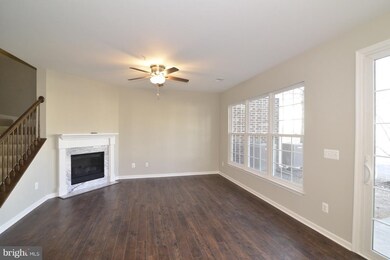 45090 Brae Terrace unit 104, Ashburn, VA 20147 - photo 5