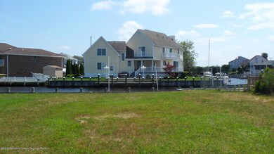 210 Redwood Dr, Berkeley Township, NJ 08721 - photo 5